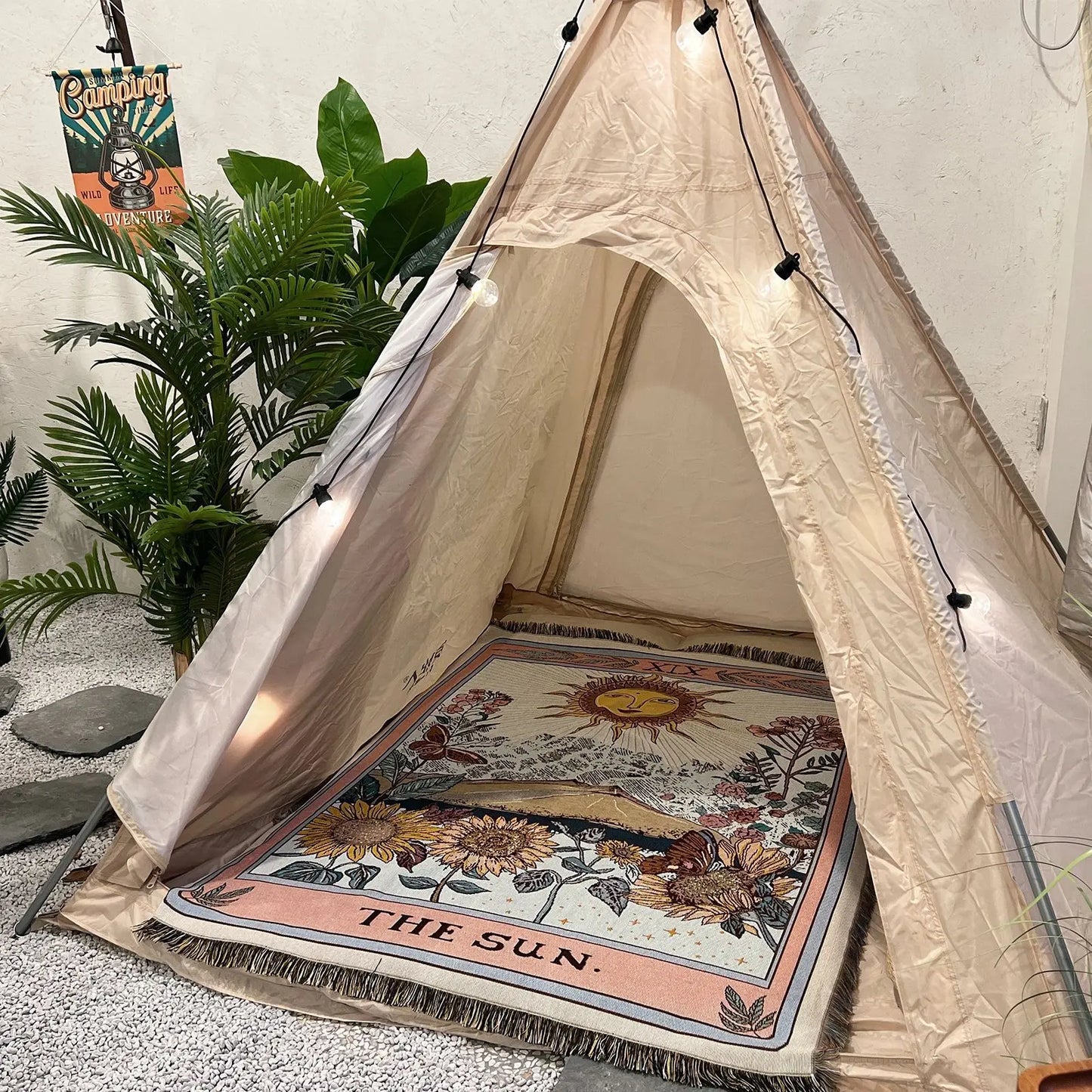 "the sun" tarot - woven blanket.